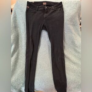 Citizens of Humanity - XS Black - Stretch & Skinny legging pant / Good condition